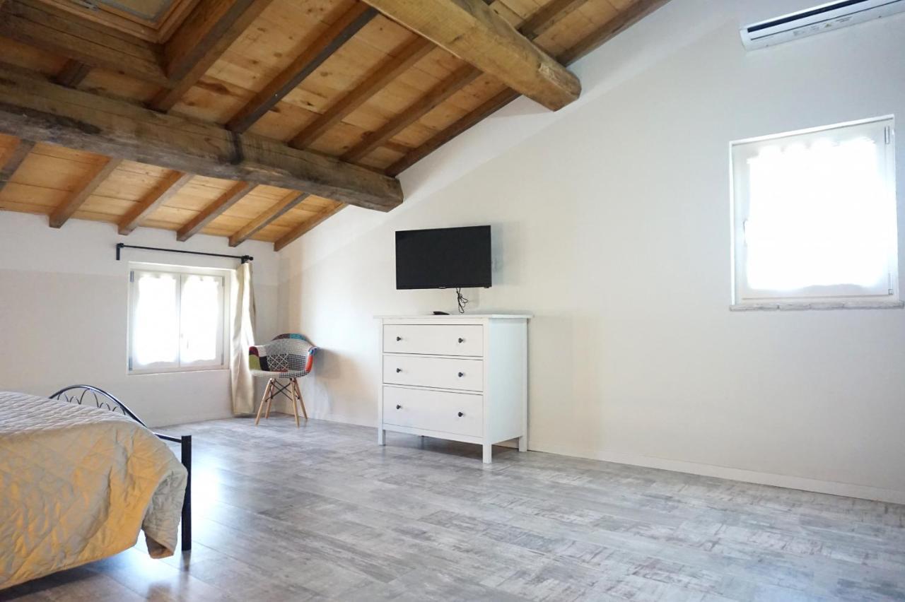 Appartement Casa Brigante Luxury With Pool à Capannori Extérieur photo