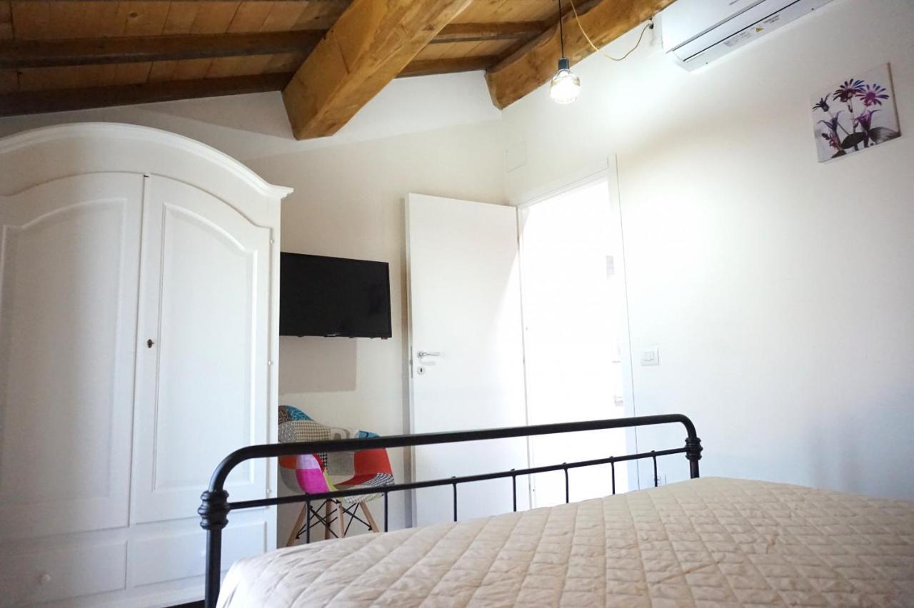 Appartement Casa Brigante Luxury With Pool à Capannori Extérieur photo